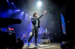 Colours of Ostrava (VI.): Jamie Cullum poskakoval po klavíru a křičel Baník pičo