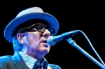 Elvis Costello poprvé vystoupil v Praze, třikrát přidával