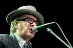 Elvis Costello poprvé vystoupil v Praze, třikrát přidával