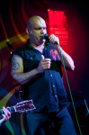 Metal bez proudu: Blaze Bayley a jeho akustický set v Plzni