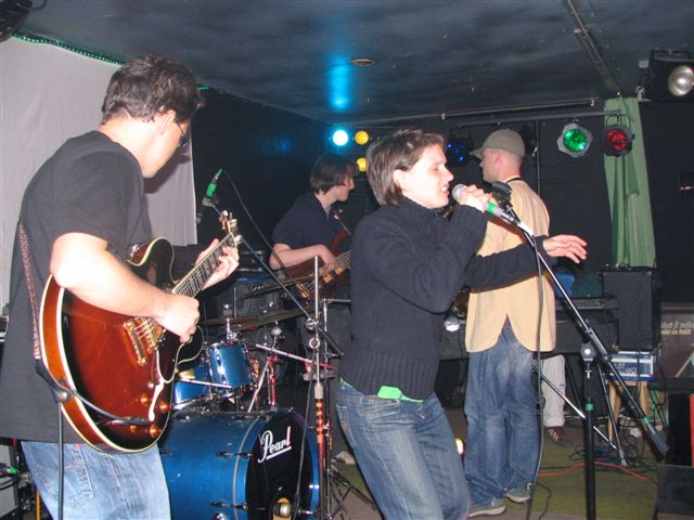 FOTKY MADFINGER Z KRNOVA