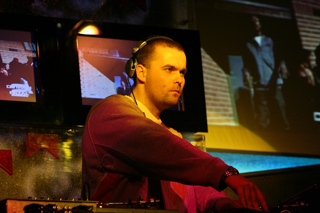 Tony Touch v Radosti FX