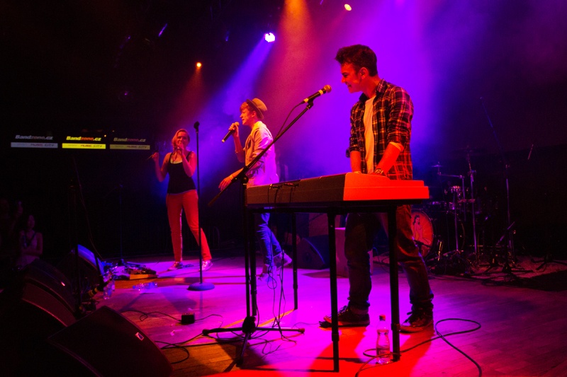 Bandzone oslavil narozeniny s Airfare, Sunflower Caravan i Adamem Mišíkem