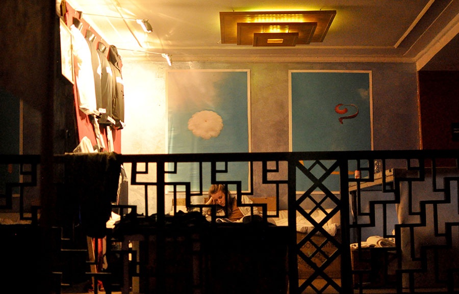 Barvy, světla, tanec - Fritz Kalkbrenner vnesl do Roxy spoustu radosti