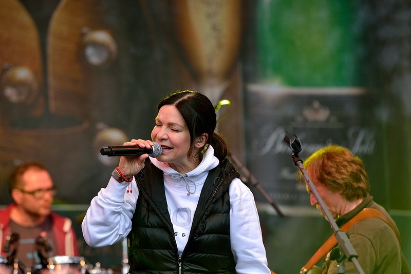 Bohemia Sekt Fest 2013: Anna K, Bára Zemanová, Monkey Business a hodně bublinek