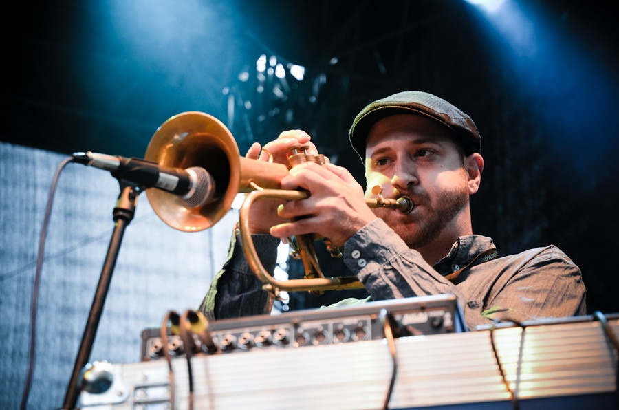 Colours of Ostrava (VII.): Třetí den zářili Submotion Orchestra. The Knife předvedli dětskou besídku