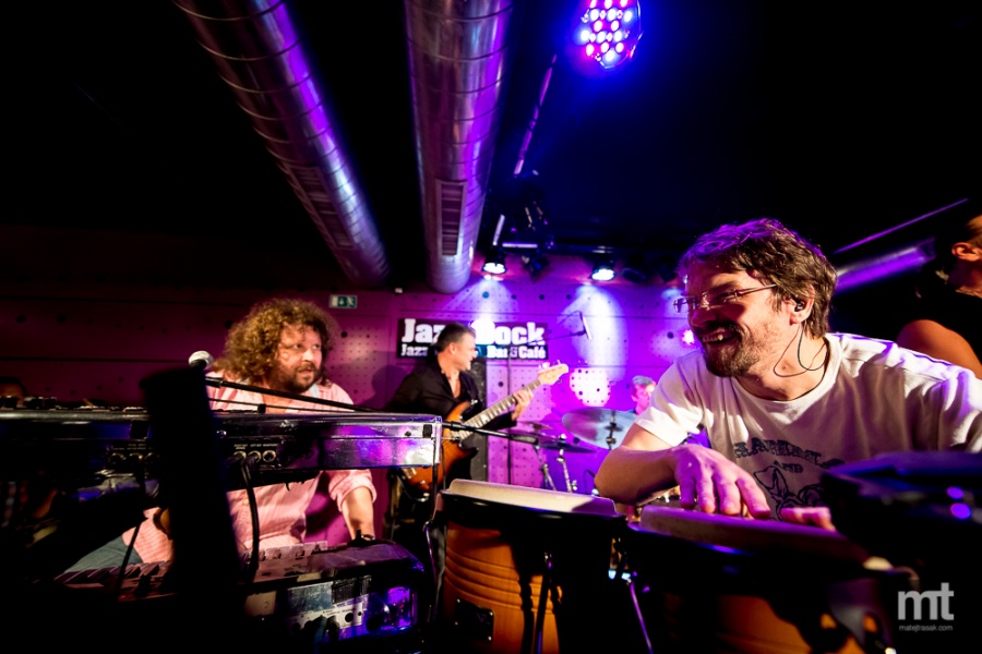 Do pražského Jazz Docku se vrátila dlouhohrající děcka J.A.R. 