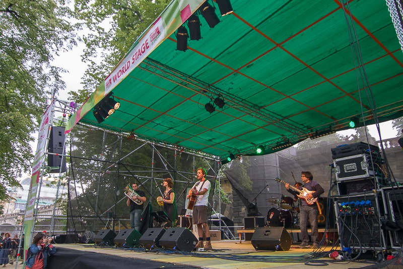 Druhý den United Islands přilákal do centra Prahy tisíce lidí