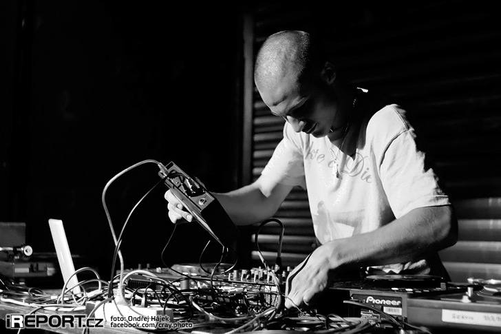 Dvojnásobní držitelé Grammy Arrested Development se po pěti letech vrátili do Prahy