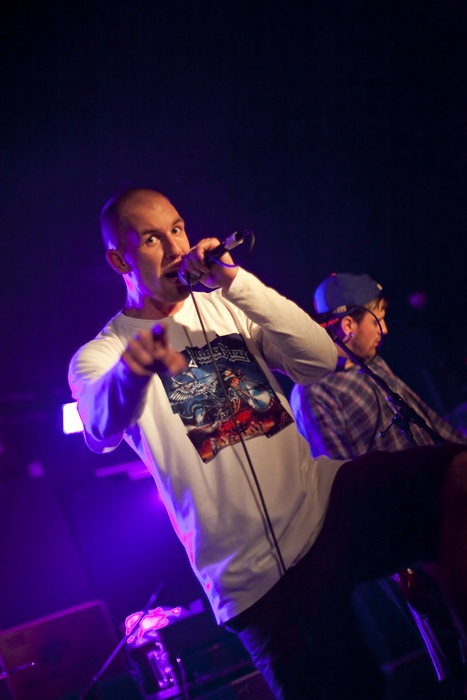 Hardcore ovládl pražské Rock Café, vystoupili Kissing The Gravestone, Demaja a Streetmachine