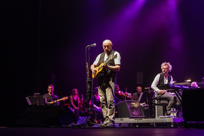 Kongresové centrum aplaudovalo Ianu Andersonovi