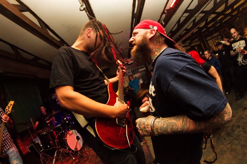 HC/metalový večírek v Modré vopici s X-Core a Streetmachine