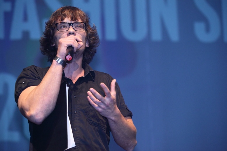 Muzikanti odložili nástroje a prošli se po molu na Megaton Fashion Show