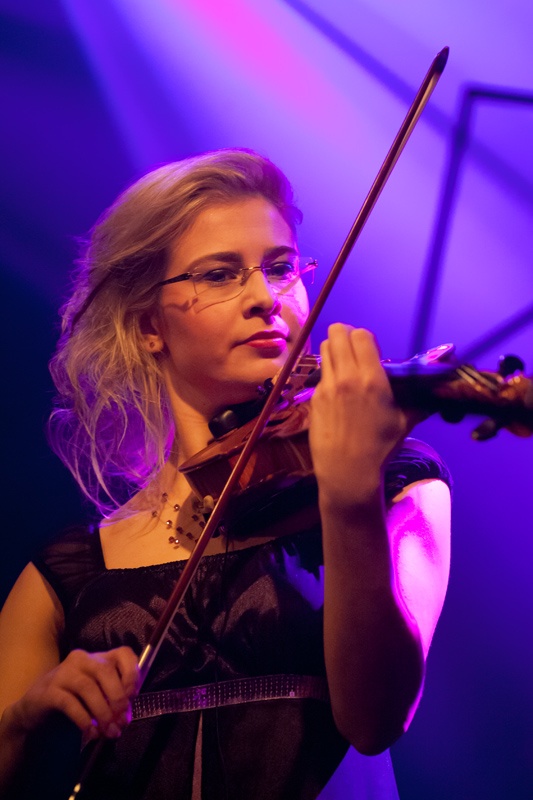 Osm krásných studentek se v Roxy pralo o titul Miss UK (II.)