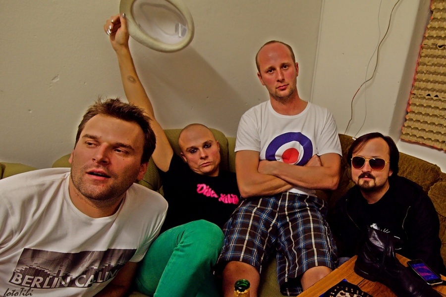 Poslední koncert Love Gangsters: rock'n'roll i dámské kalhotky