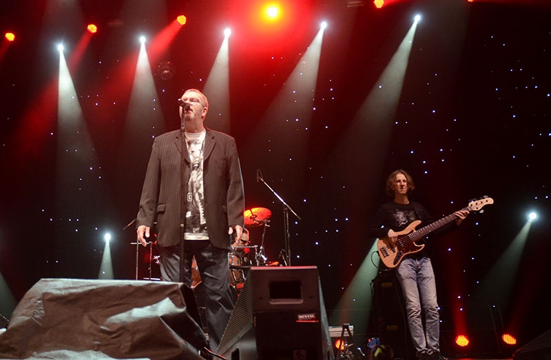 Richard Müller, Xindl X, Škwor a Vypsaná fixa hostovali na ledě Komety Brno