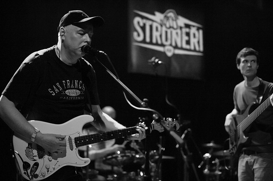 Struneři vol.2: V NODu rozezněli struny Blue Effect, Calm Season, Joe Karafiát a Munroe