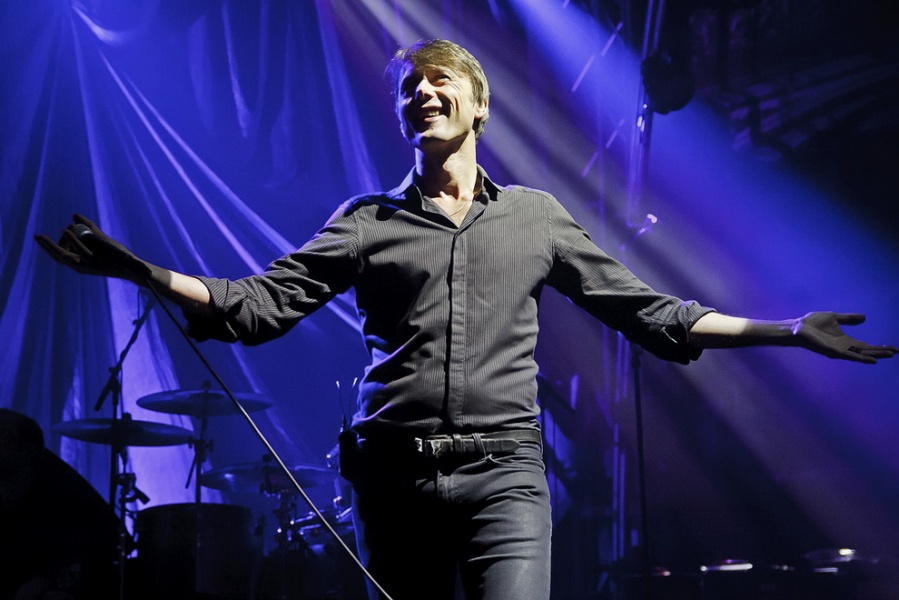 Suede premiérově v Česku: čerstvá energie i nostalgie 90. let