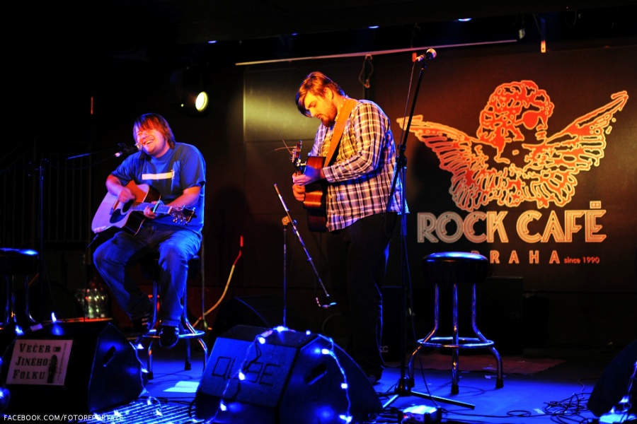 Sunshine, Toneless nebo Melankoholik se představili v akustickém setu