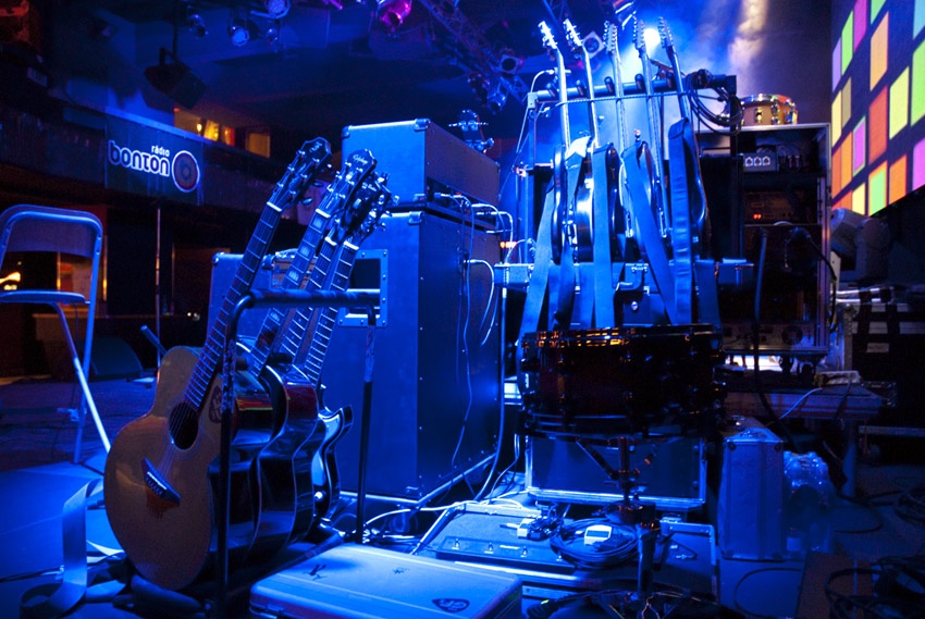 Support Lesbiens přivezli novou desku Homobot do Prahy, představili ji na vánočním koncertě