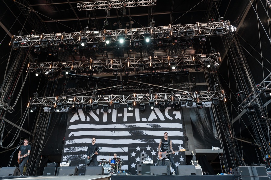 Sziget, den II.: Queens of the Stone Age, Deadmau5 i Ska-P