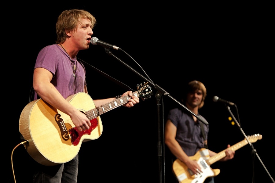 Tomáš Klus přijel do Českých Budějovic i se svým Rackem