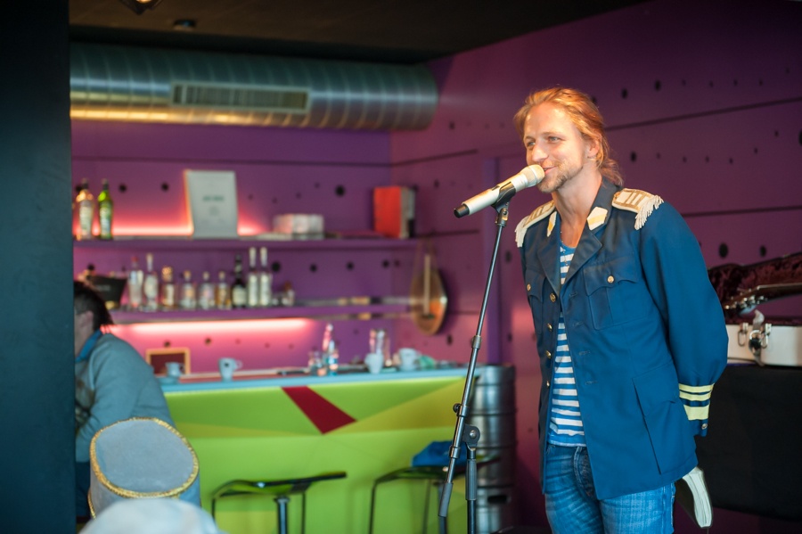 Tomáš Klus pustil do světa nový klip Noe a ohlásil turné Přeju ti