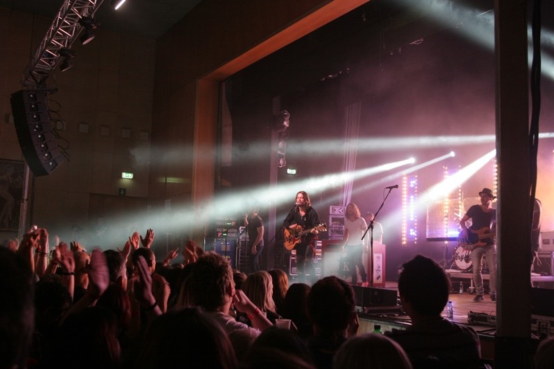 Ve Strážnici předali Kryštof půjčené srdce a kapelu doplnili dva malí bubeníci