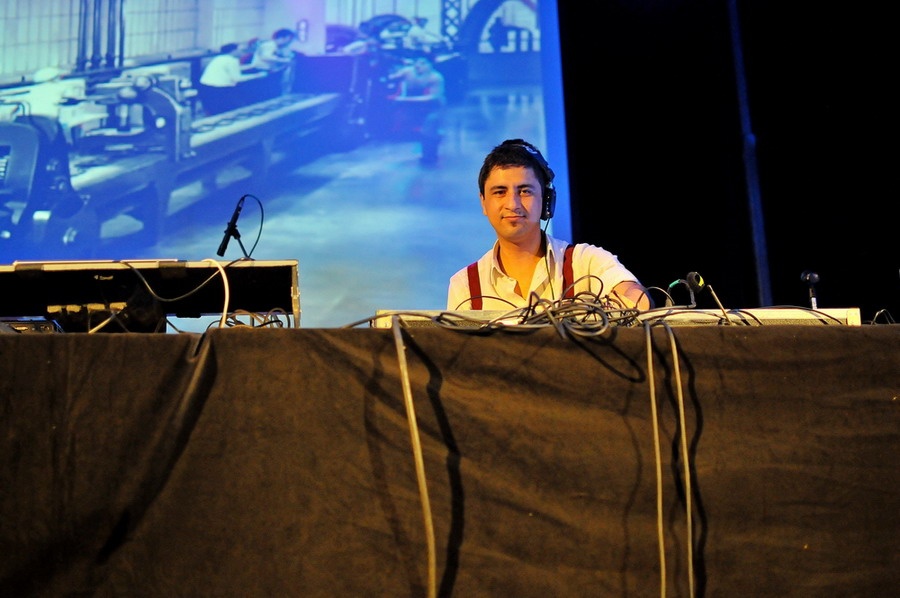 Vstup Plzně mezi Evropská hlavní města kultury se slavil electroswingem i hiphopem