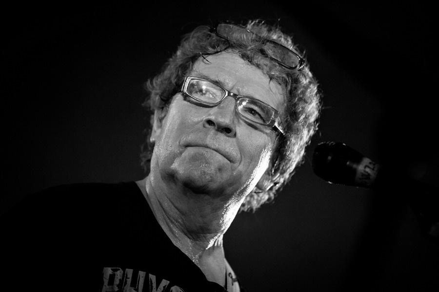 Wohnout rozpálili vyprodaný sál v pražském Retru