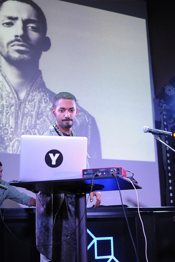 Yemi A.D. křtil své EP, dorazili i Ben Cristovao a Jirka Mádl