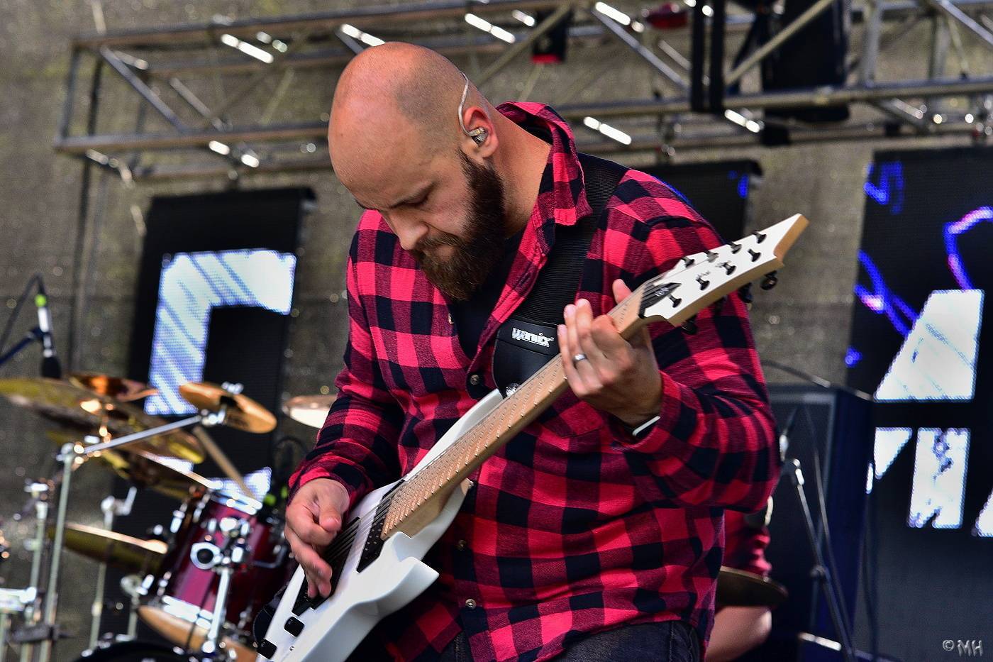 Příběh českého hitu: Tři sestry - Život je takovej