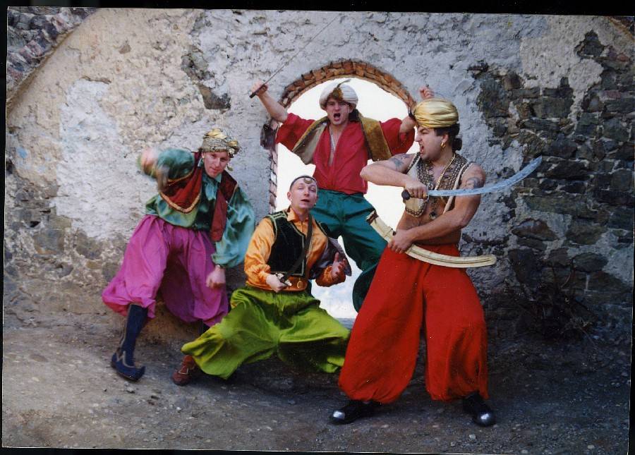 Příběh českého hitu: Tři sestry - Život je takovej