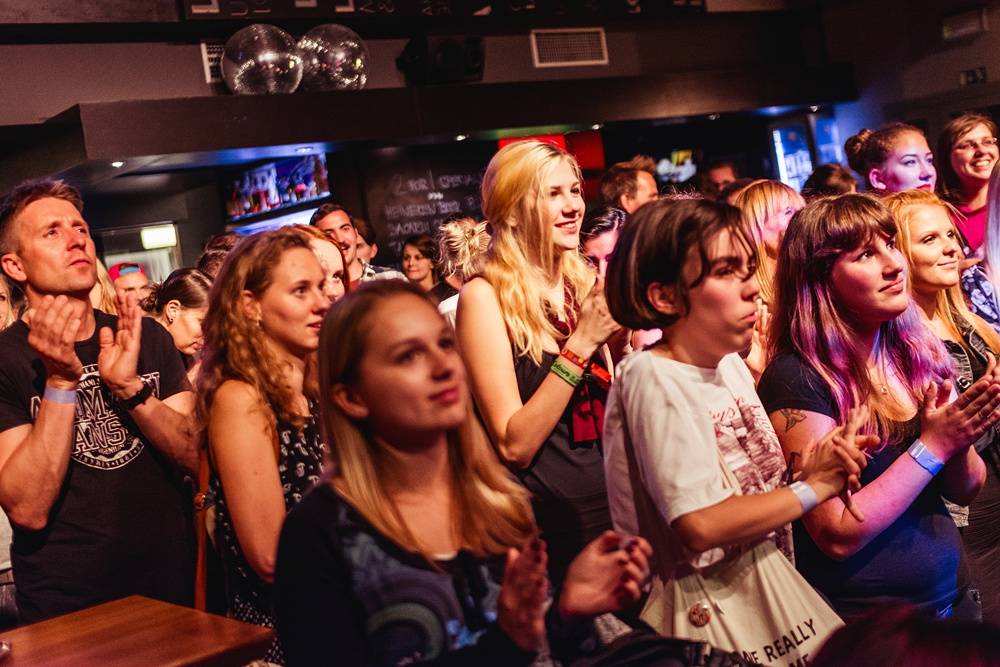 Křest nového iREPORTu v La Loce doprovodil skvělý koncert Lake Malawi