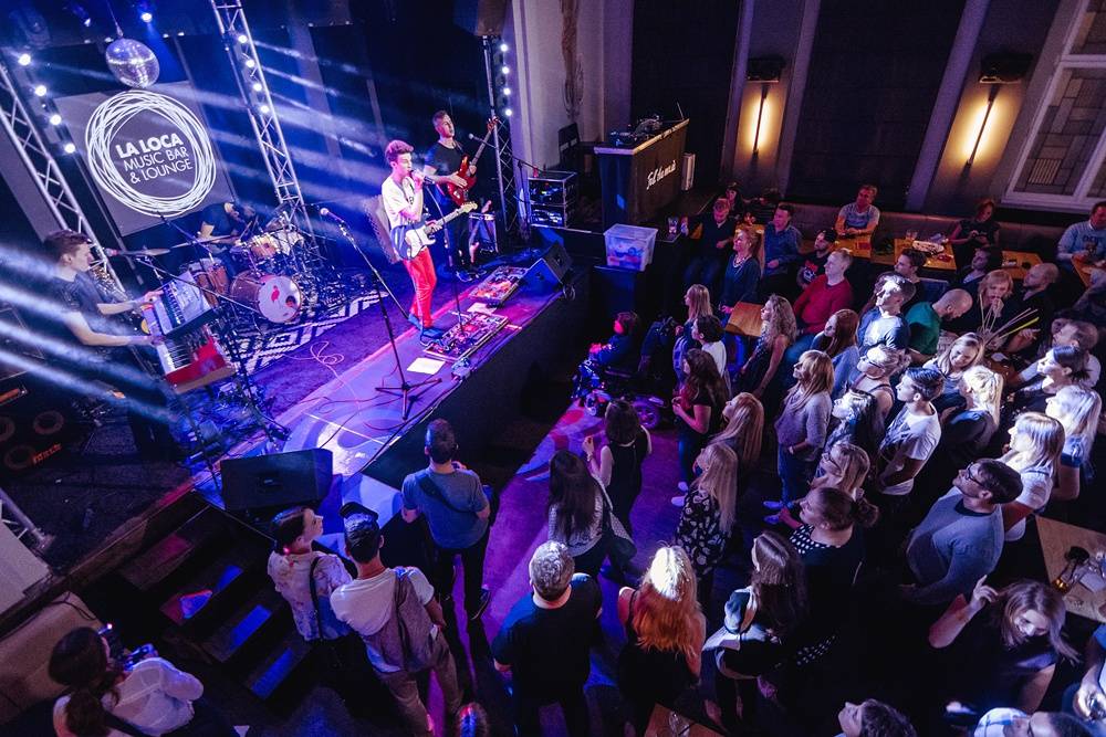 Křest nového iREPORTu v La Loce doprovodil skvělý koncert Lake Malawi