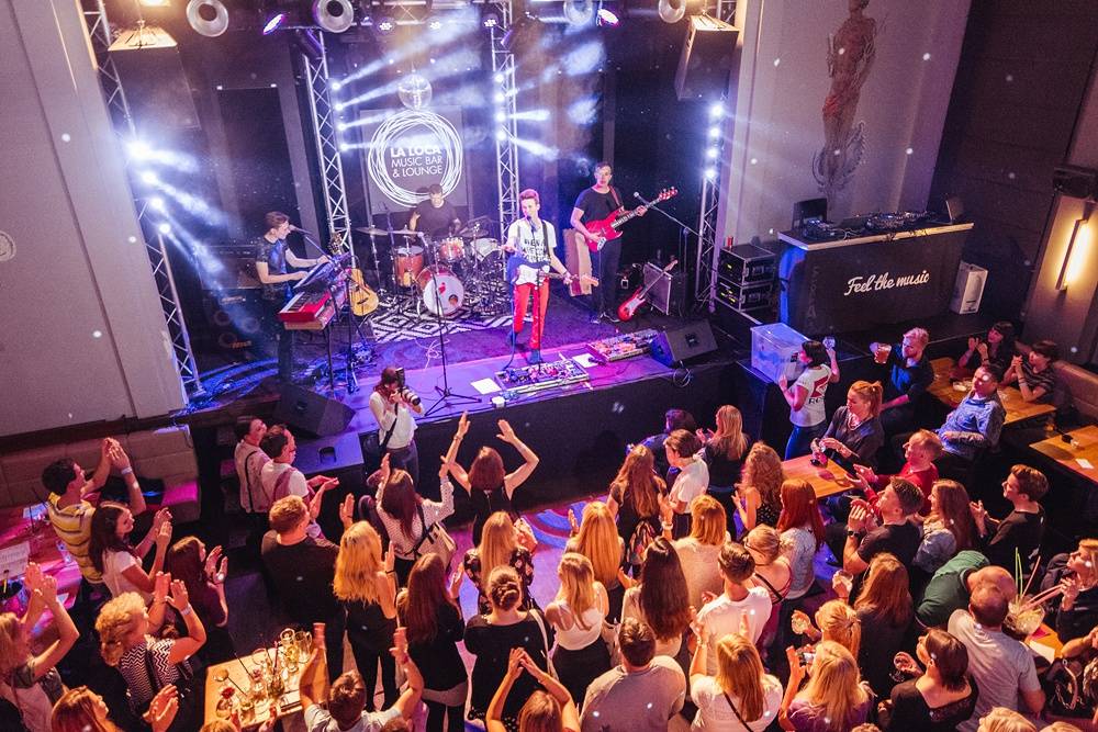 Křest nového iREPORTu v La Loce doprovodil skvělý koncert Lake Malawi