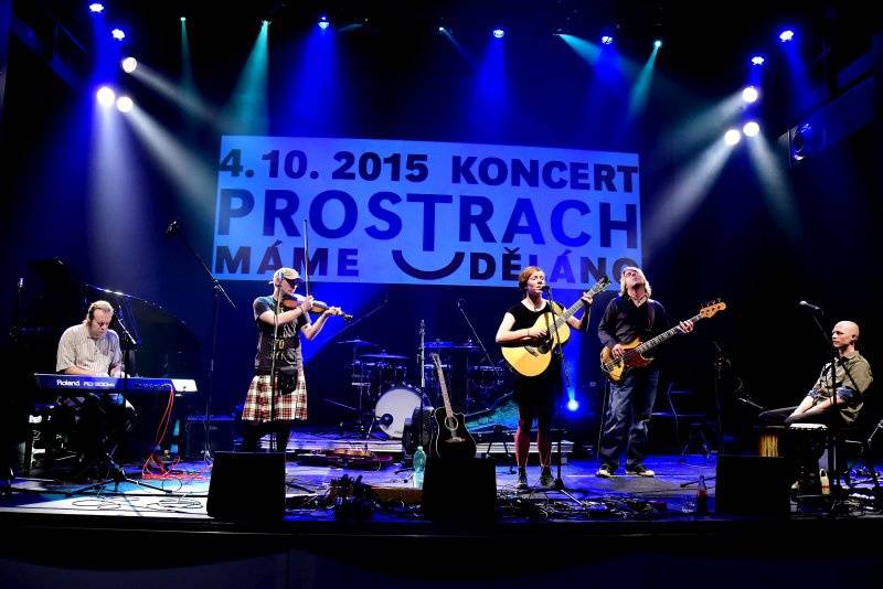 Tonya Graves, Michael Kocáb, Monika Načeva a další podpořili uprchlíky