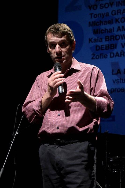 Tonya Graves, Michael Kocáb, Monika Načeva a další podpořili uprchlíky