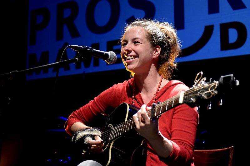 Tonya Graves, Michael Kocáb, Monika Načeva a další podpořili uprchlíky