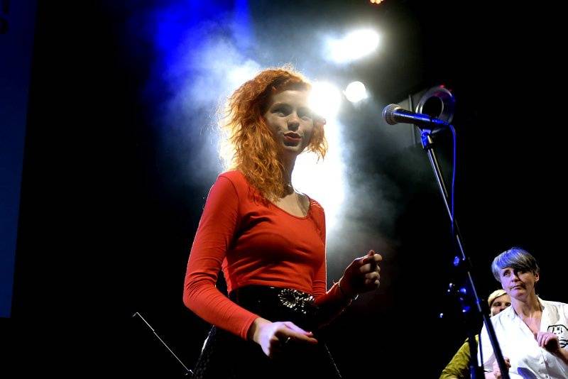 Tonya Graves, Michael Kocáb, Monika Načeva a další podpořili uprchlíky