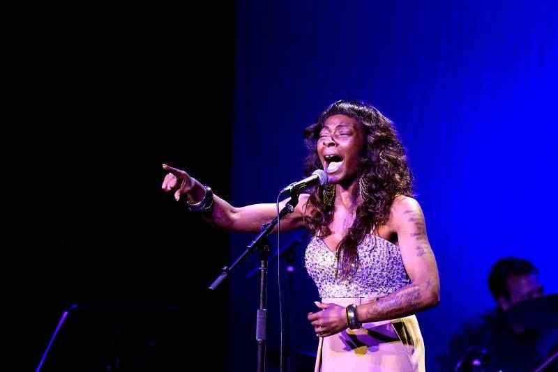 Struny podzimu zahájila okouzlující Buika