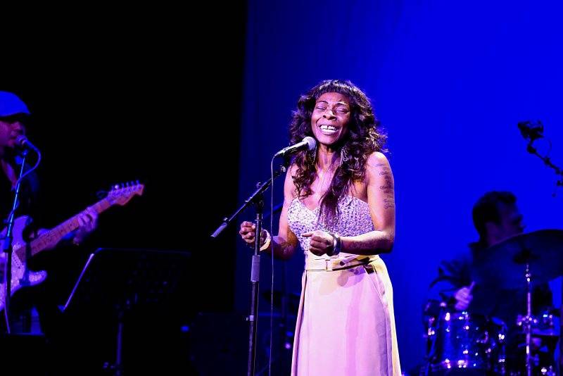 Struny podzimu zahájila okouzlující Buika