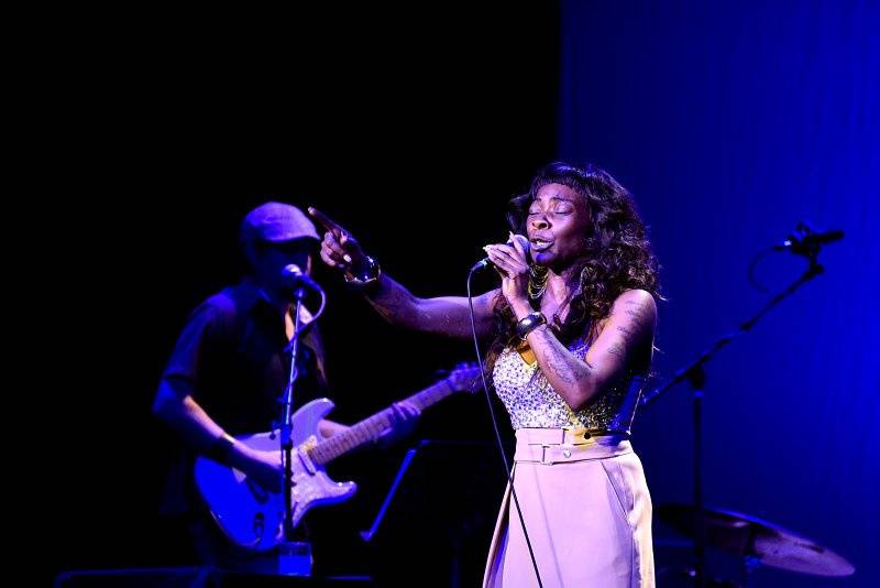 Struny podzimu zahájila okouzlující Buika