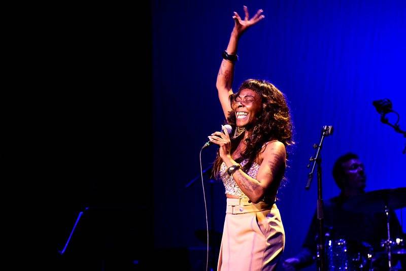 Struny podzimu zahájila okouzlující Buika