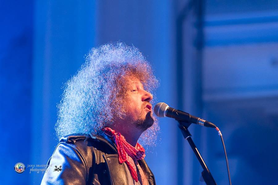 Love Hurts a další hity zahráli Nazareth v Plzni