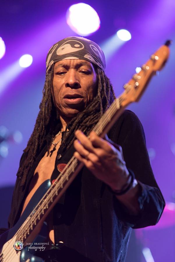 Love Hurts a další hity zahráli Nazareth v Plzni