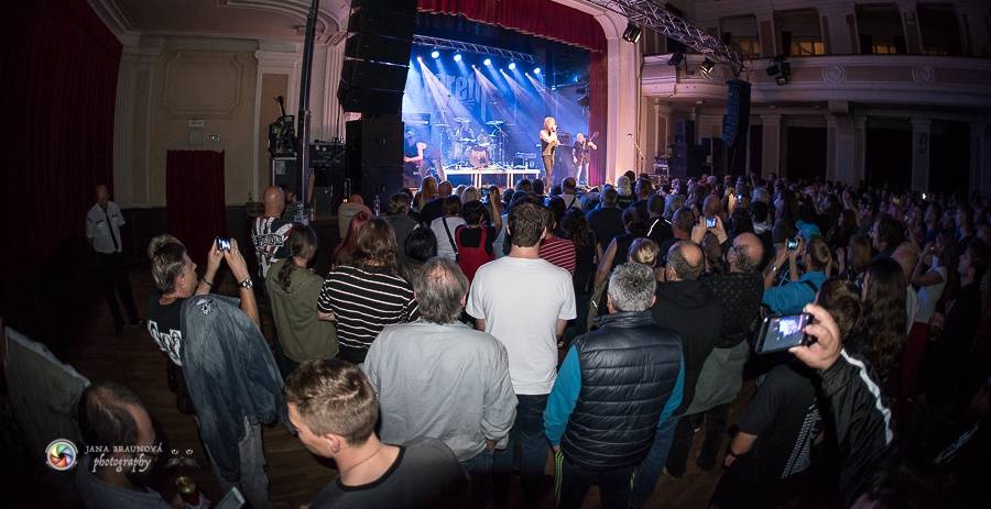 Love Hurts a další hity zahráli Nazareth v Plzni