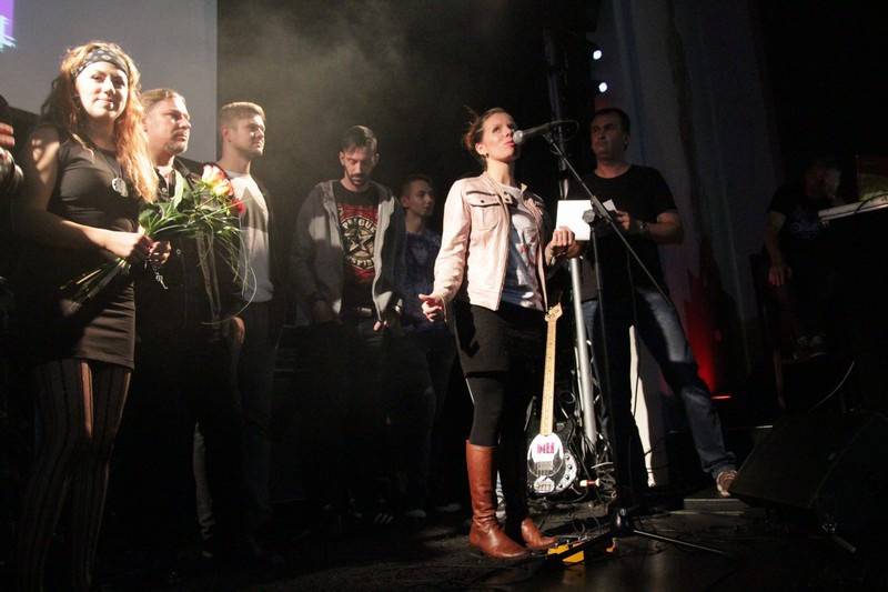 K2 pokřtily novou desku v pražském klubu La Loca, byli u toho Petr Kolář nebo Pepa Bolan 