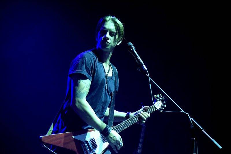 Apocalyptica v Praze: bouřlivá souhra smyčců druhým objektivem