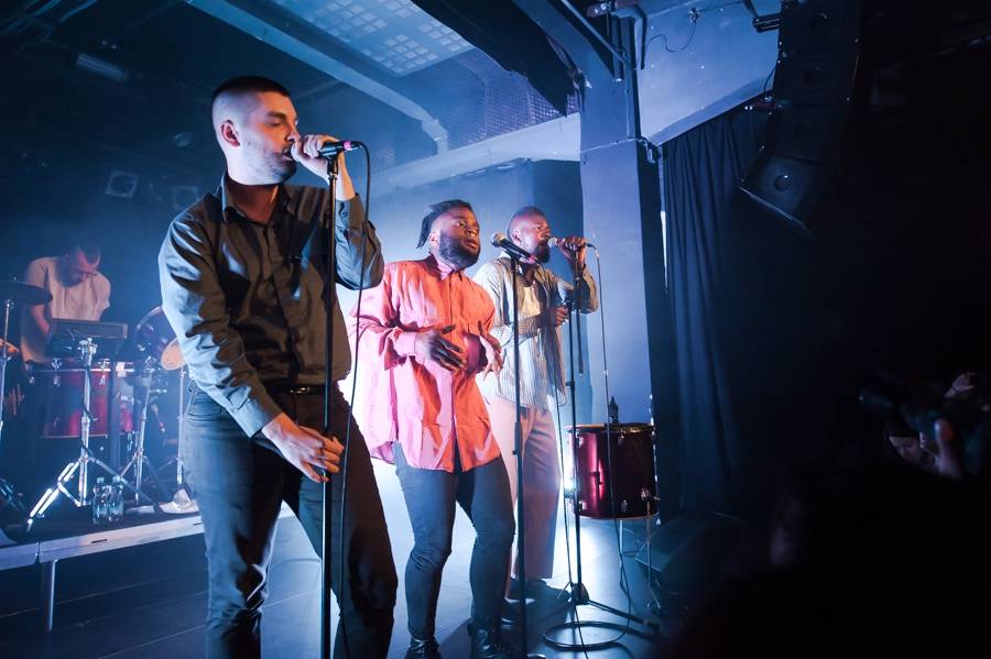 Young Fathers si znovu podmanili Prahu